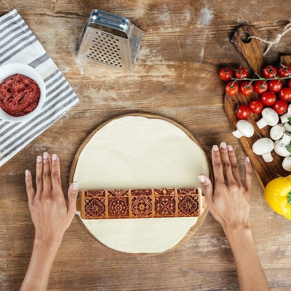 Gingerbread man rolling pin