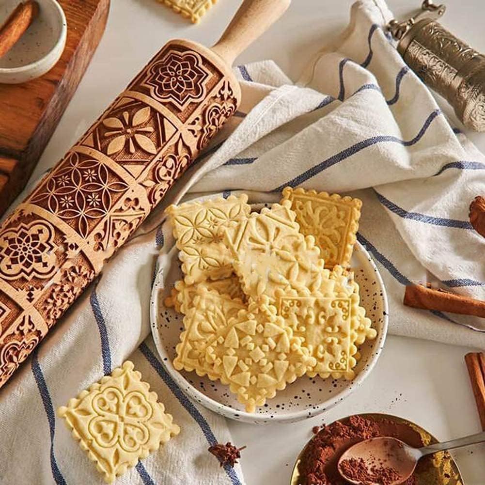 Gingerbread man rolling pin