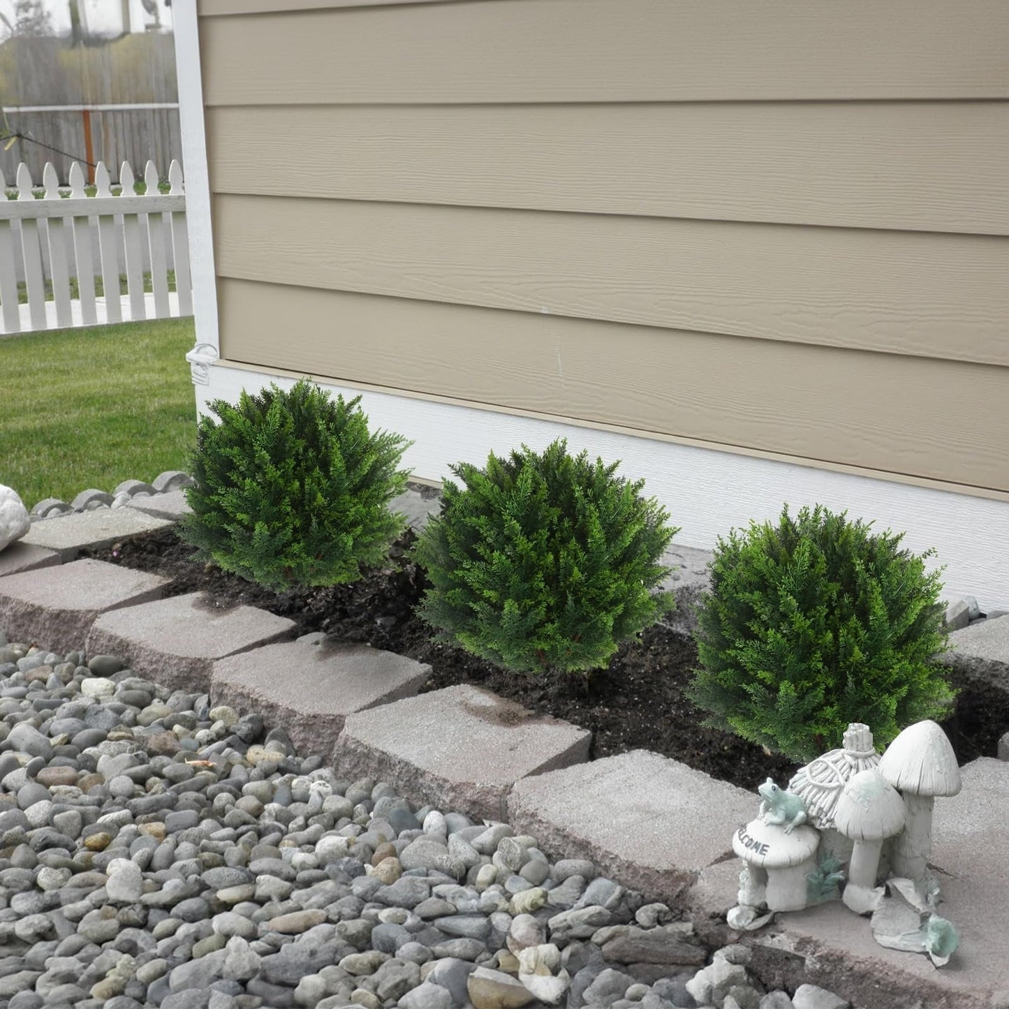 Resistant Artificial Cedar Topiary Ball Tree