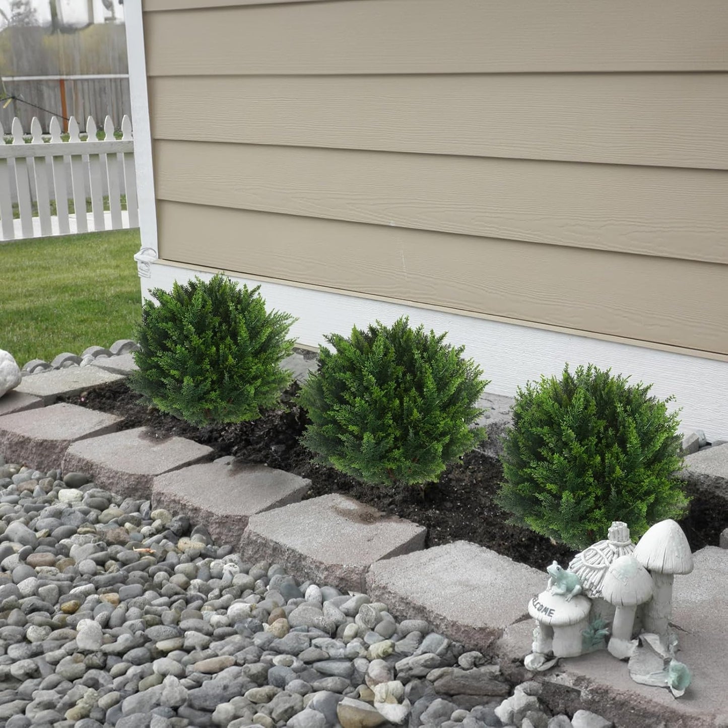Resistant Artificial Cedar Topiary Ball Tree