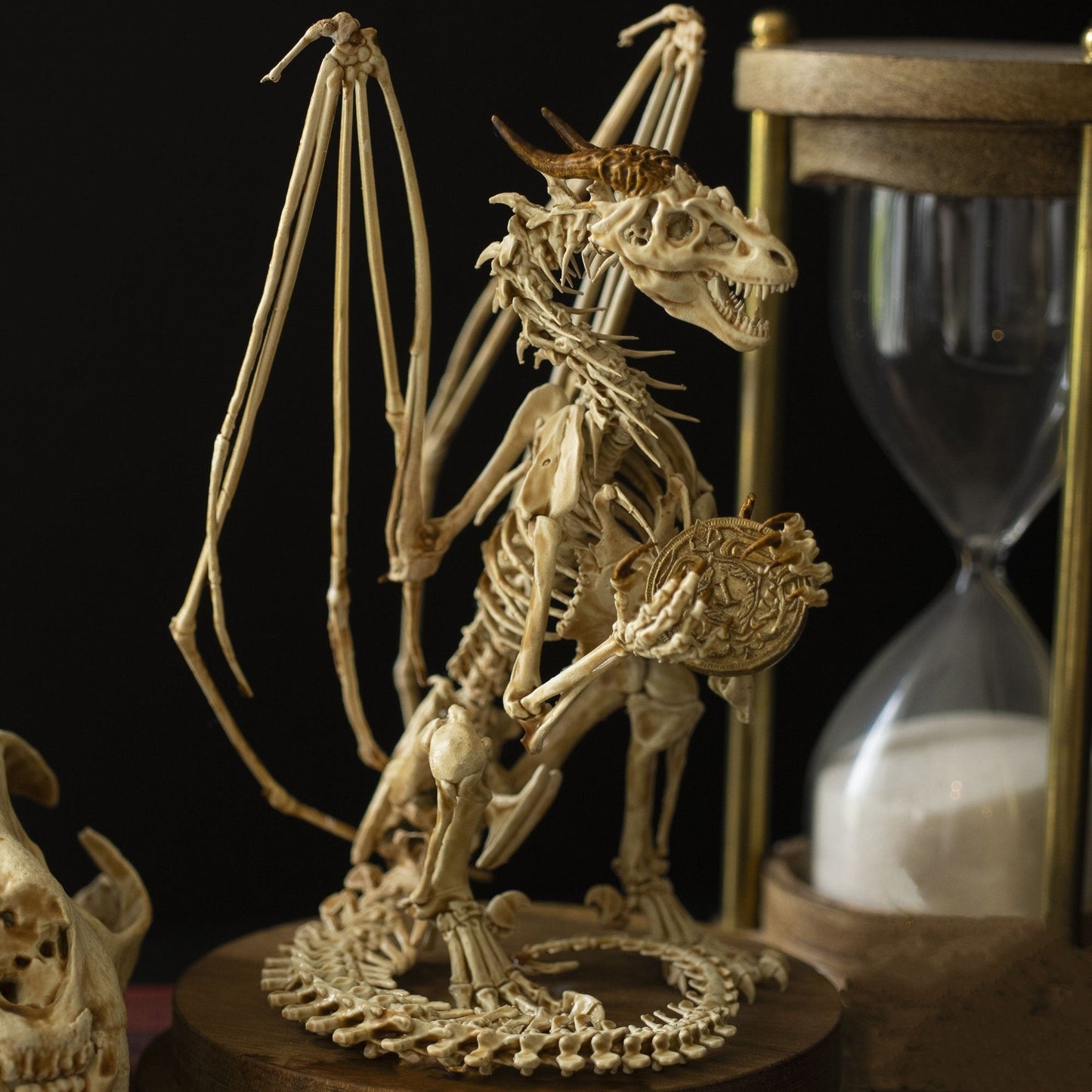 Radiantgrp - WENDIGO SKELETON CURIOSITY CABINET