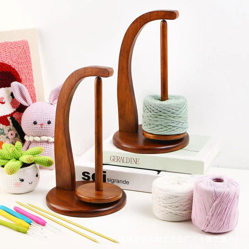 Portable rotatable yarn standard