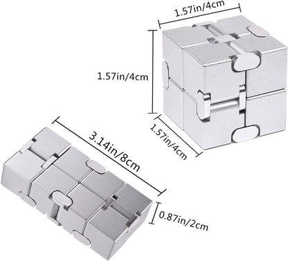The new fingertip Rubik's Cube effectively relieves stress and anxiety.