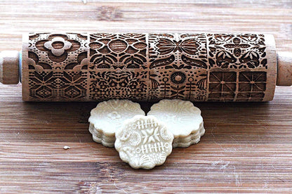 Gingerbread man rolling pin