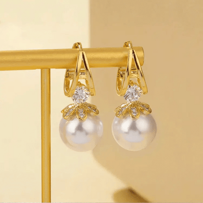 🎊Women's Sparkling Pearl Earrings