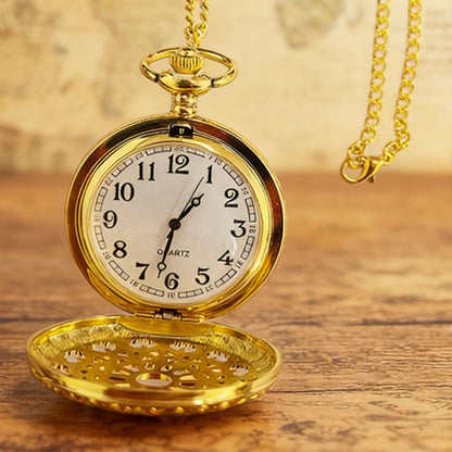 Retro Flip-Cover Pocket Watch — Gold Necklace Pocket Watch