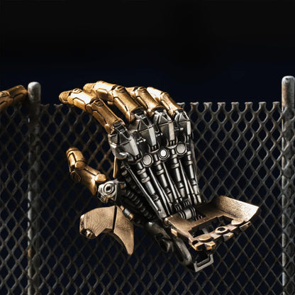 Mechanical Hand Pendant