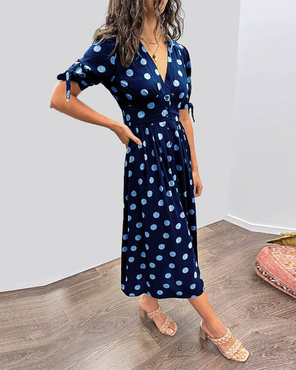🔥🌷New Products Promotion 48% OFF - 💃Deep V-neck polka-dot dress