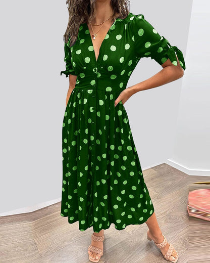 🔥🌷New Products Promotion 48% OFF - 💃Deep V-neck polka-dot dress