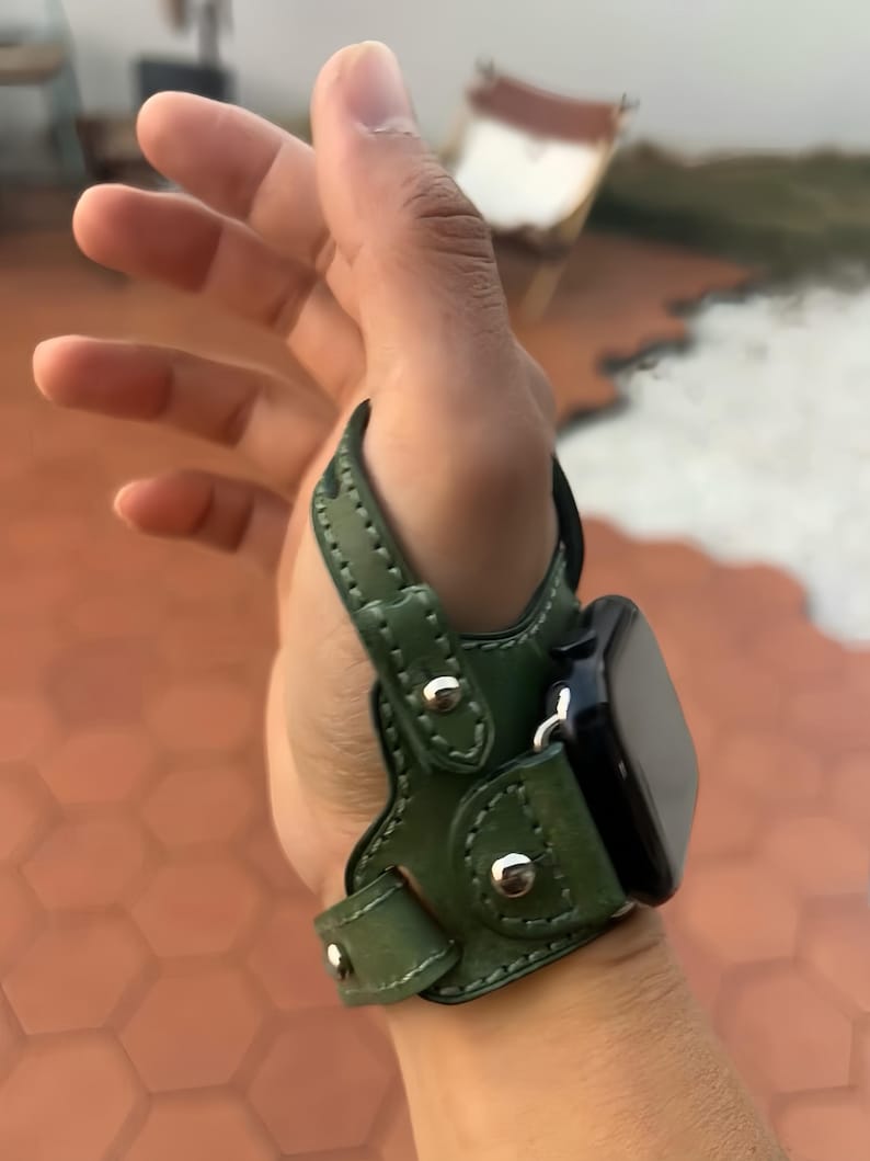 Right-Handed Watch Strap — Sports Style