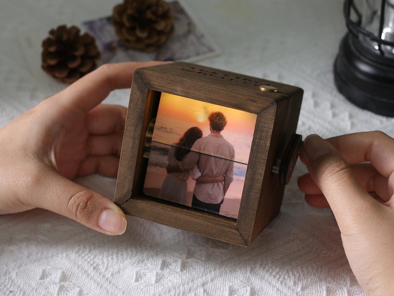 Personalized Flip-Photo Animation Box — Creative Anniversary Gift